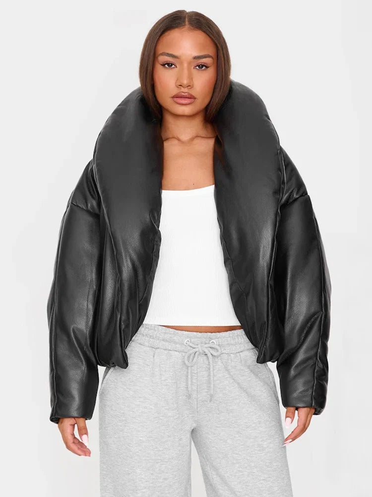 Kurze wasserabweisende PU-Steppjacke mit Stehkragen – Farbe Schwarz