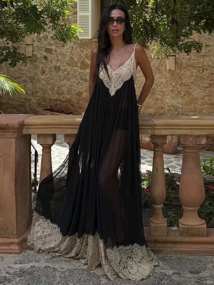Jacquard-Minikleid mit transparenten Details und offenem Rücken – Farbe Schwarz